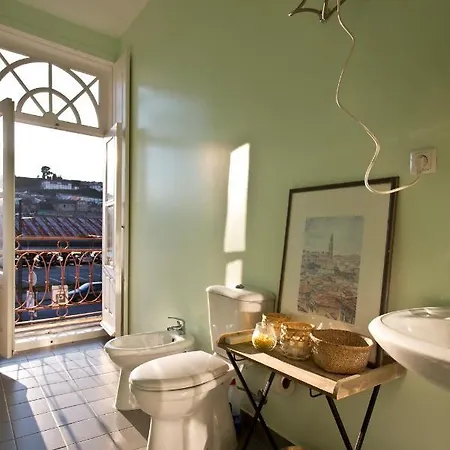 Aposentus - Riverside Miragaia *