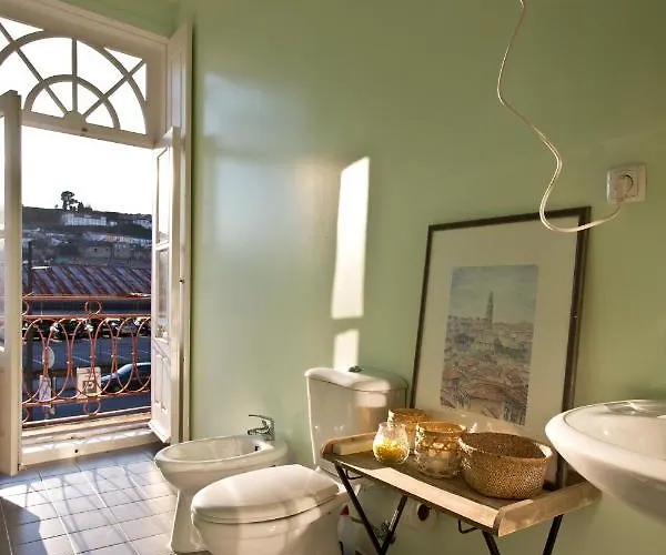 Aposentus - Riverside Miragaia *